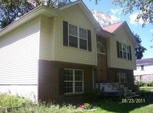 69 W Broad St, East Stroudsburg, PA 18301