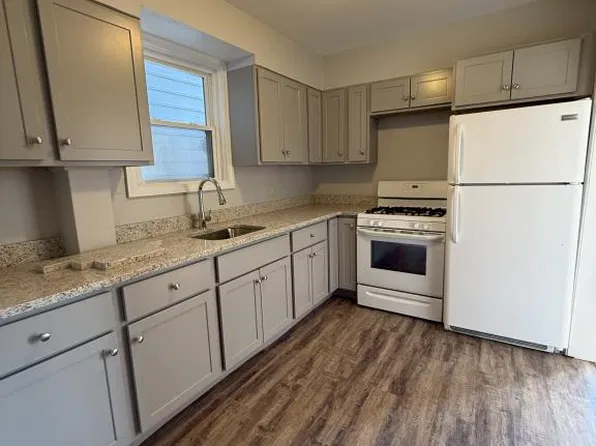 138 Brightman St, Fall River, MA 02720