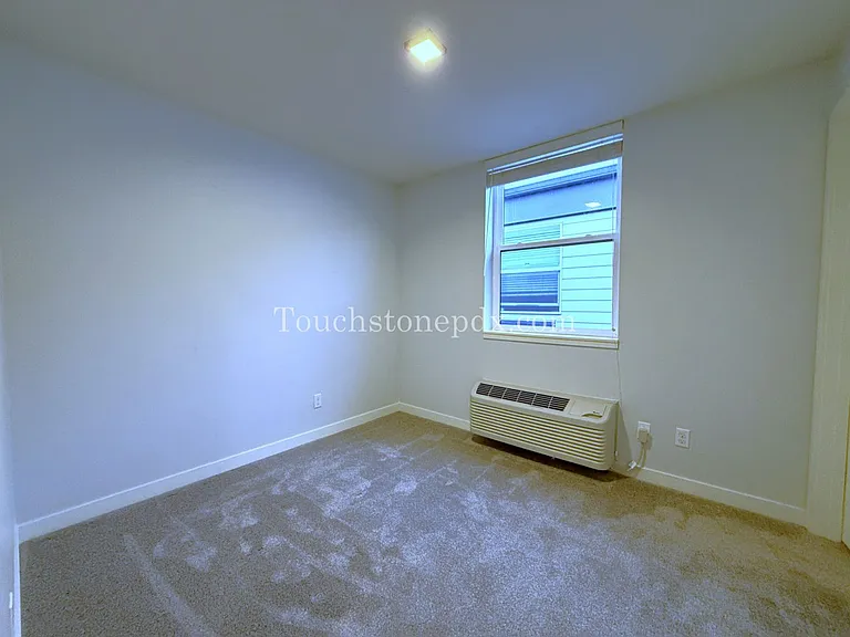424 NE Jessup St #11 — Photo 27
