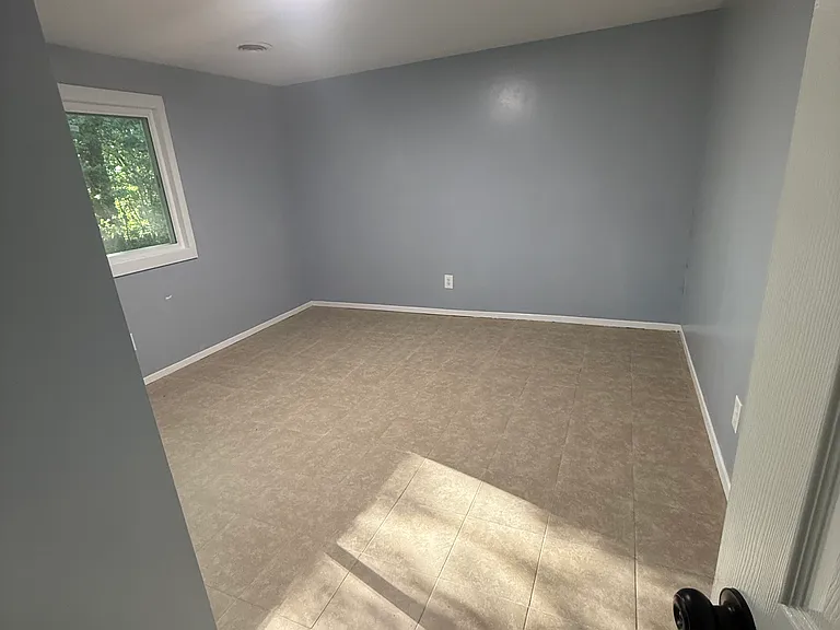 1922 Atkins Dr — Photo 15