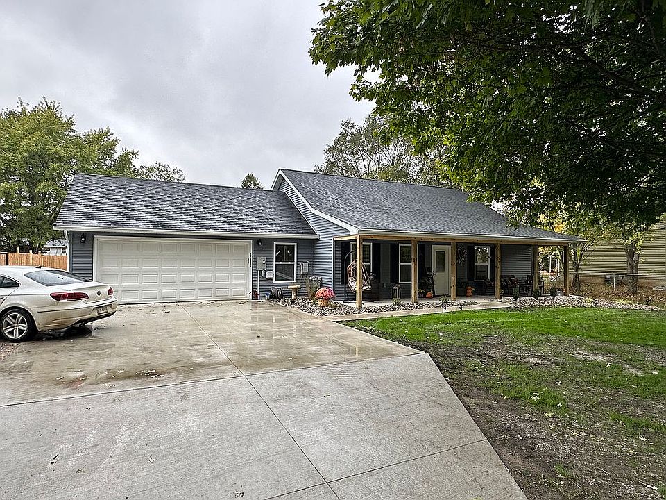 1st image of 4727 Crescent Ct