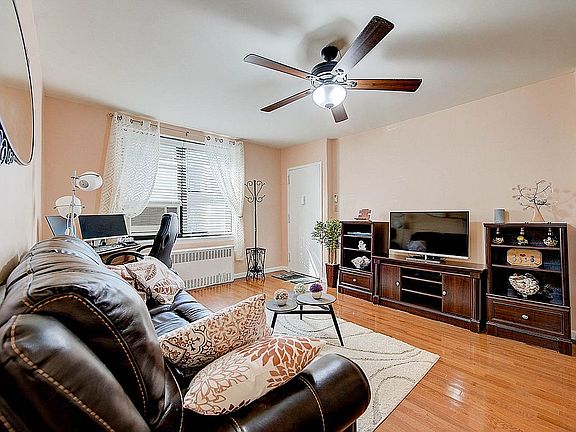 5th image of 191-15 39th Ave #168