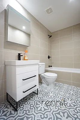 Rented by Rennit Inc. | media 10