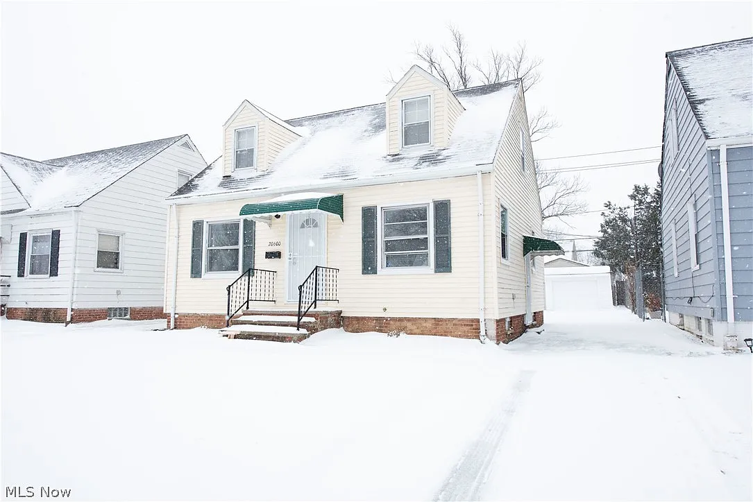 20600 Watson Rd photo 1
