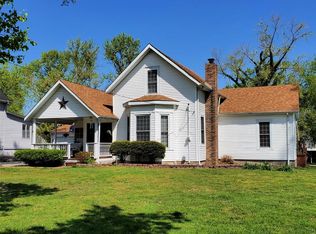 314 E Cole St, Du Quoin, IL 62832