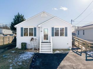 33 Commonwealth Ave, Fall River, MA 02721