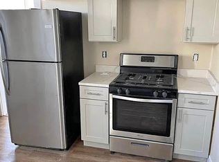 9 Rogers Ave APT 1, Lynn, MA 01902