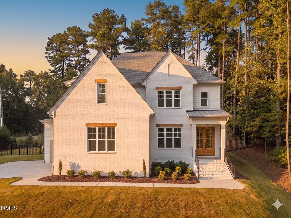 1st image of 2105 Gentry Dr
