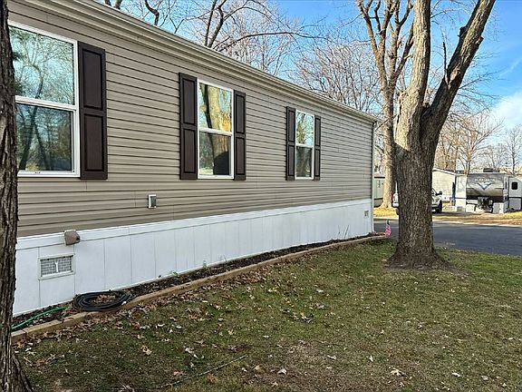 5th image of 3731 S Glenstone Ave #85