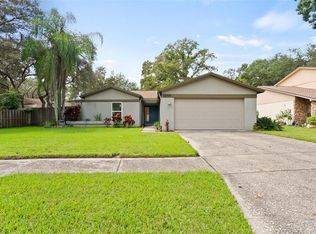14706 Daybreak Dr, Lutz, FL 33559