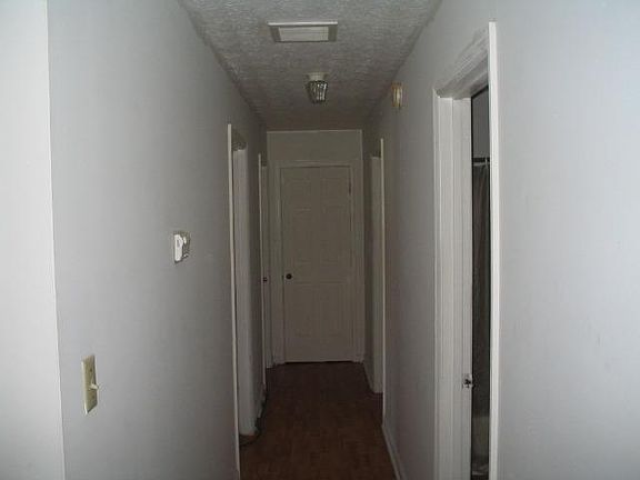 5th image of 62 Spruce Dr