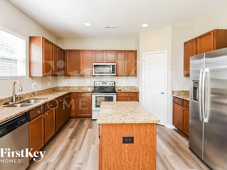 11608 Lusterleaf Holly Rd — Photo 10