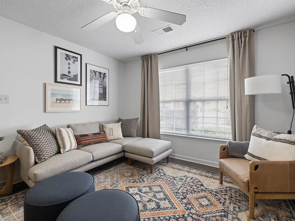 The Churchill apartments community photo