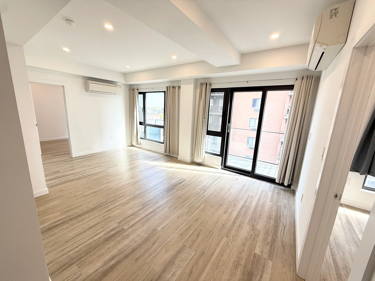 2 bed, $3,100 — Photo 2