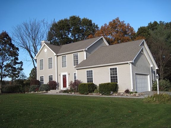 20 Kelly Meadow Rd