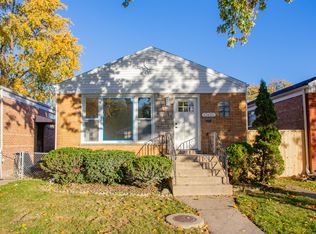 12421 S Honore St, Calumet Park, IL 60827