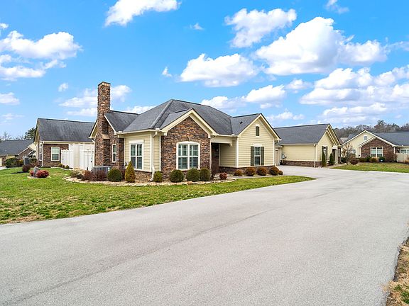 4th image of 4935 Willow Bluff Cir