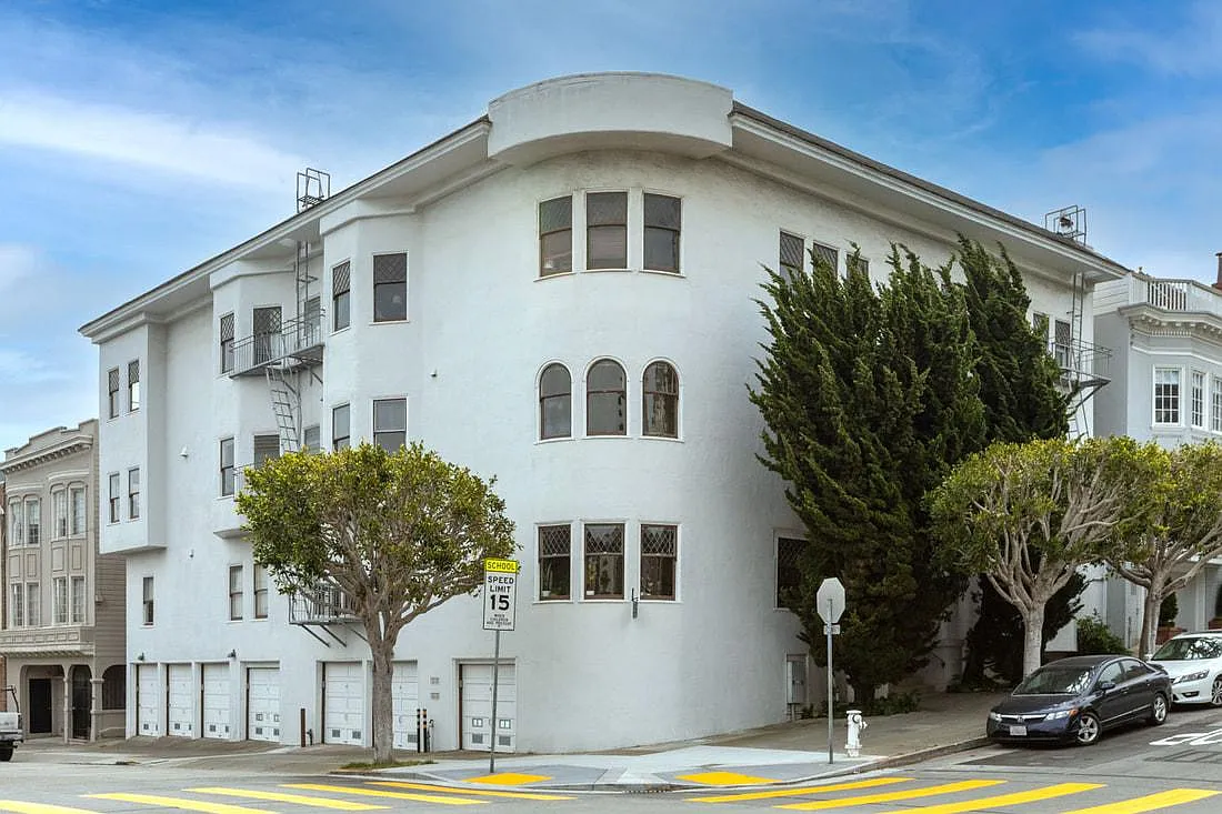 2 bed, $9,495 — Photo 1