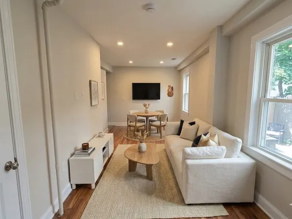 11 Mount Pleasant St #1, Waltham, MA 02452