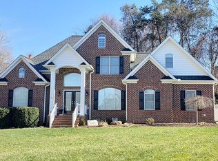 3000 Saint George Ct, Burlington, NC 27215