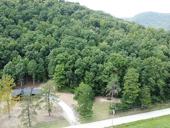 3rd image of 7070 Red Lick Rd