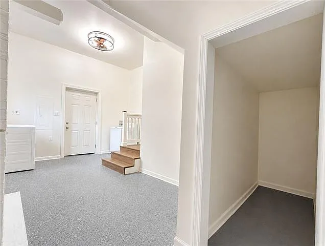 1 bed, 1.0 bath, 712 sqft, $1,100 — Photo 3