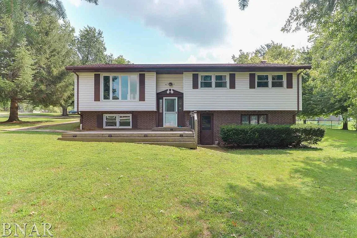 9097 Apollo Rd photo 1