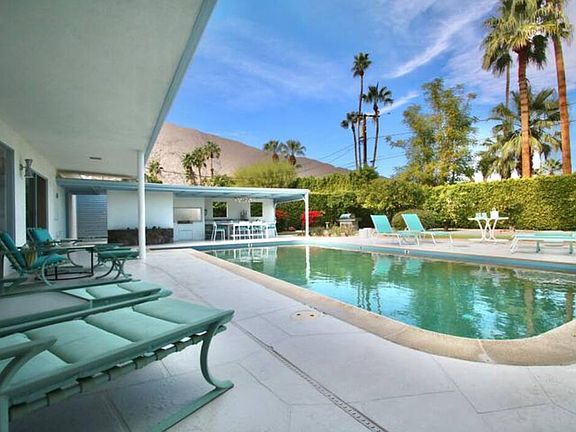 3rd image of 640 E Ocotillo Ave