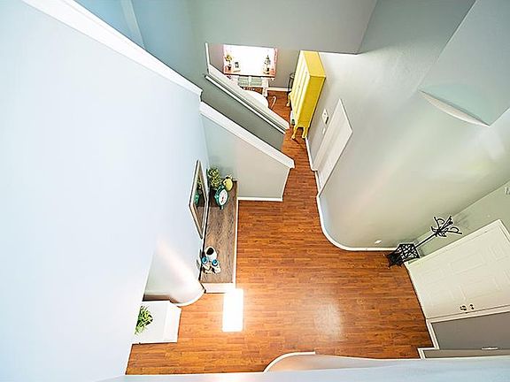 2nd image of 2614 Rosehaven Dr