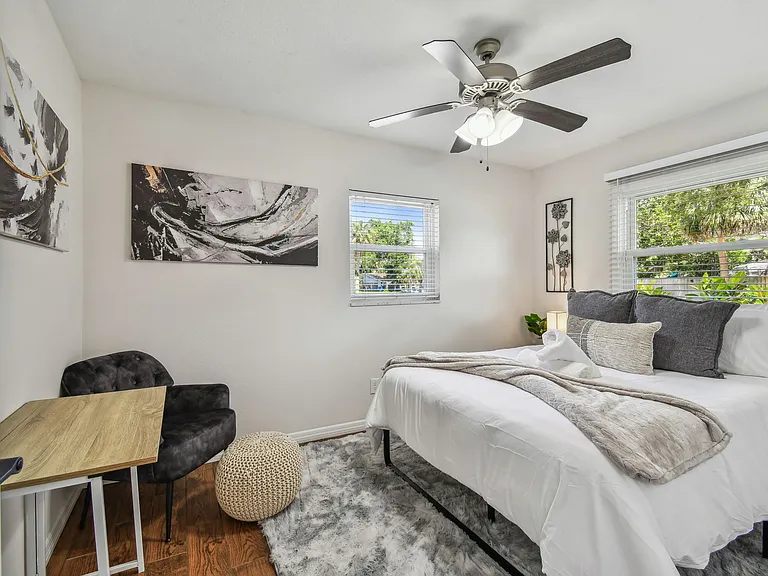 8611 Driftwood Dr — Photo 50