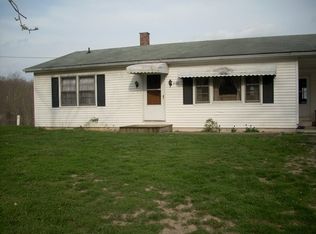 446 Walton Rd, Radford, VA 24141