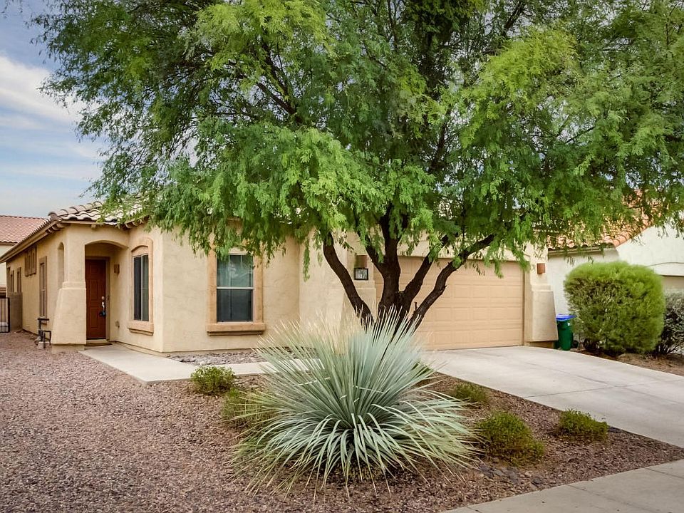 1st image of 824 W Calle Valenciana