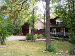 1926 Safari Trl, Eagan, MN 55122