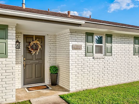 3rd image of 2705 Marilyn Ln