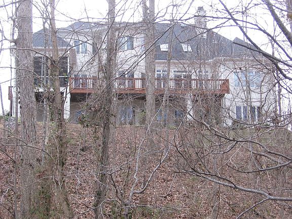 View from RiverPointe Dr