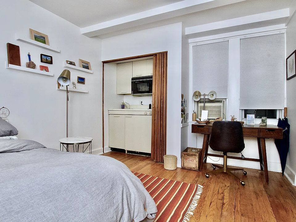 1st image of 321 E 43rd St APT 211