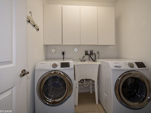 5th image of 2906 Cascada Isle Way