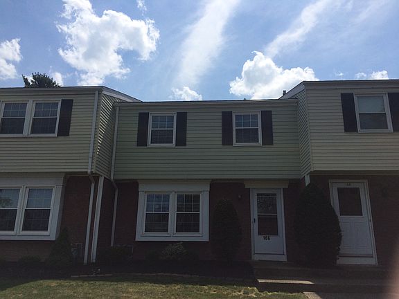 2nd image of 166 Holiday Ln
