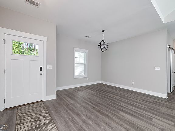 5th image of 219 Hamilton Rd