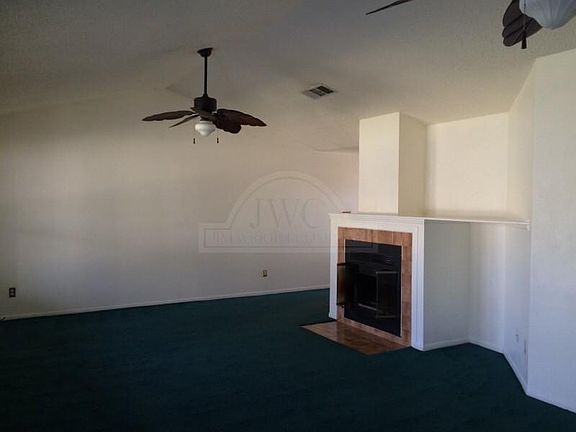 5th image of 3305 Honeysuckle Dr