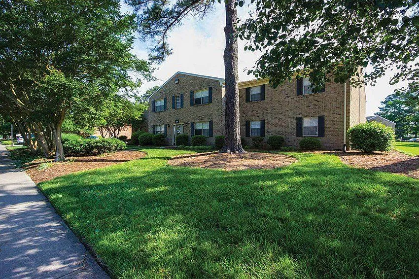 Eastwind Apartments