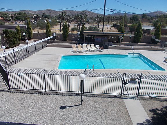 2nd image of 57475 Lupine Dr #17