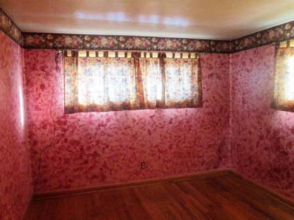 3rd image of 2966 Tamarack Dr