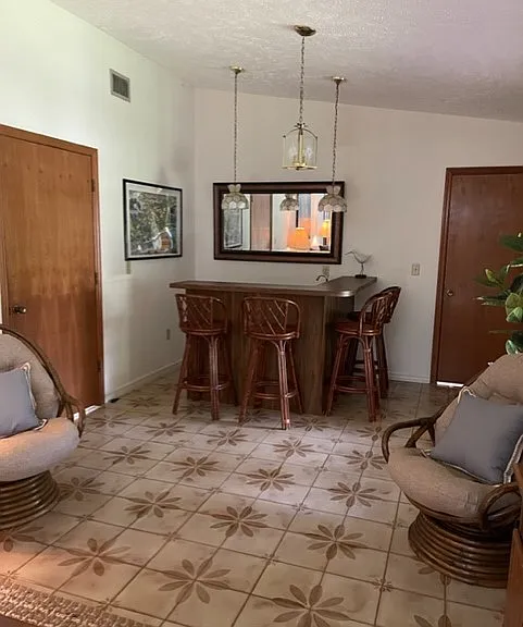 629 Madrid Ave — Photo 7