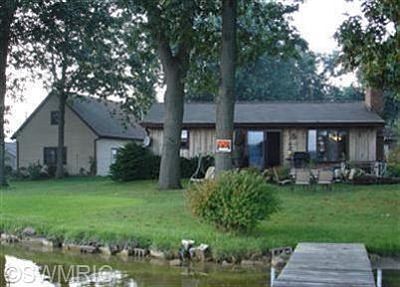 1st image of 71220 Lakeview Dr