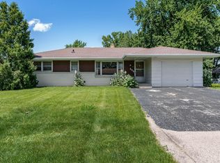 606 E Washington St, Durand, IL 61024