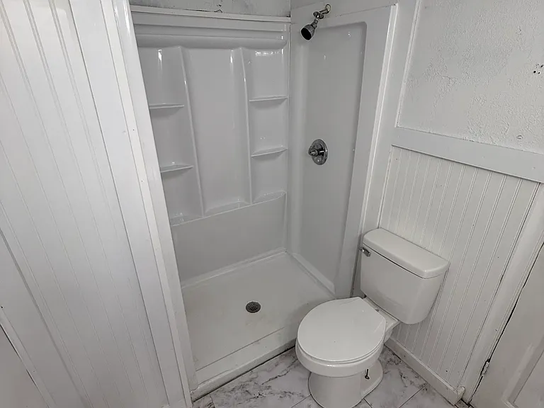 2304 Avenue D — Photo 10