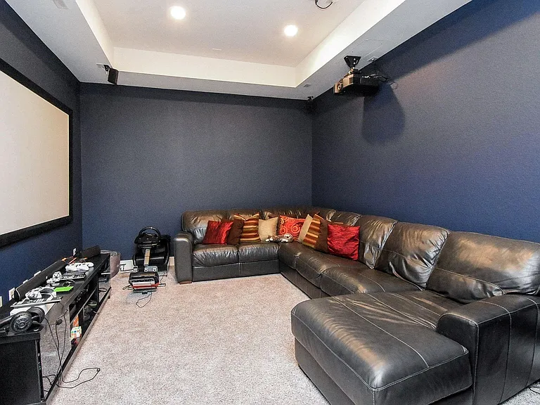 24902 Pavonia Lake Ln — Photo 30