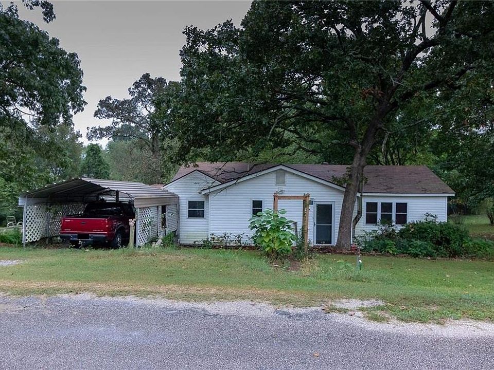 1st image of 16491 Ivy Ln