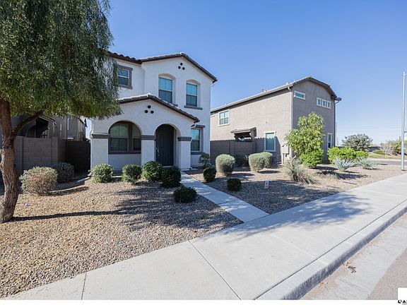 3rd image of 3814 S 58th Dr